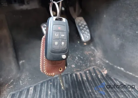 2013 Buick Regal Turbo - Premium 1 из США, поврежденный, VIN 2G4GS5EV7D9162614